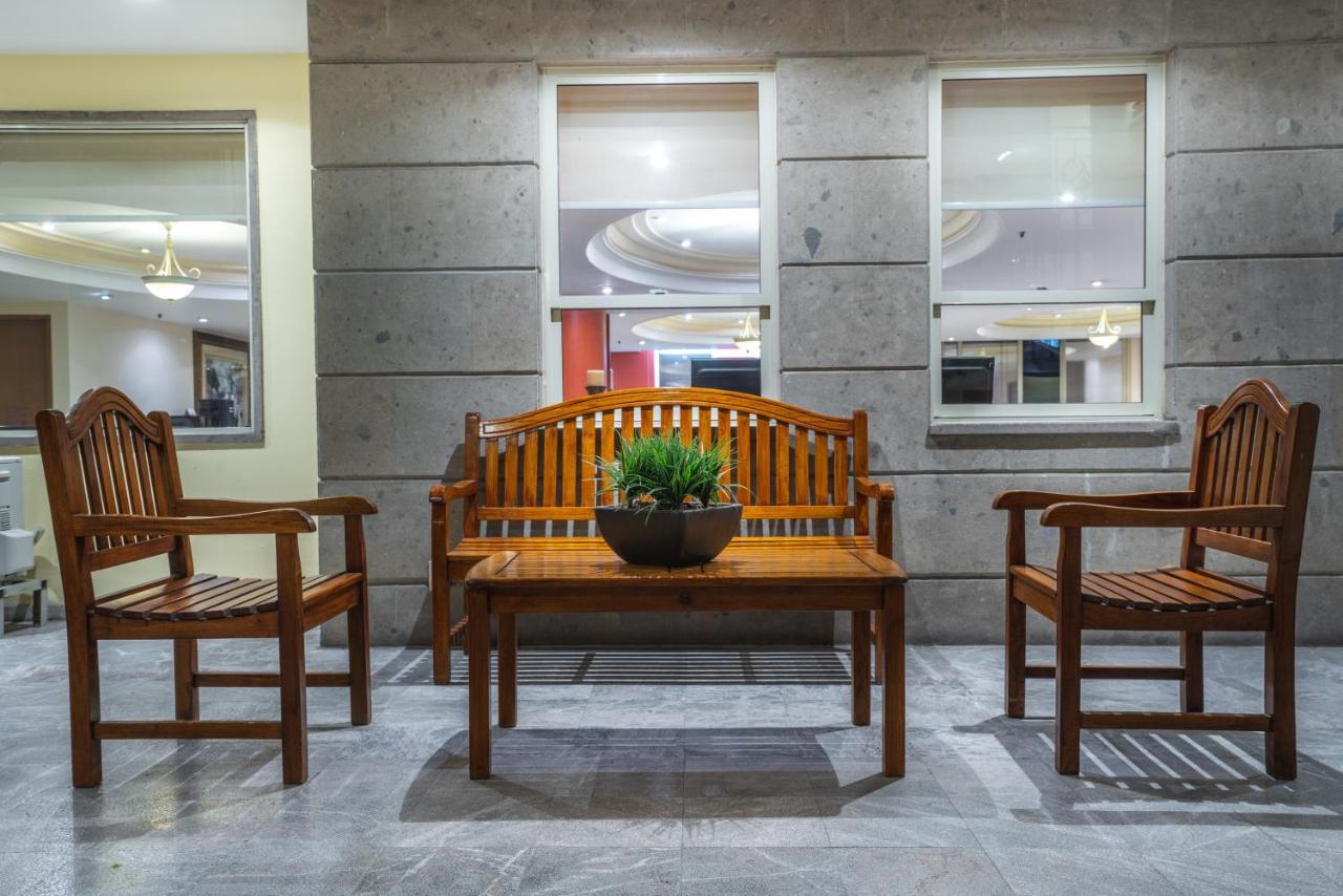 Suites Obelisk Kota Meksiko Bagian luar foto